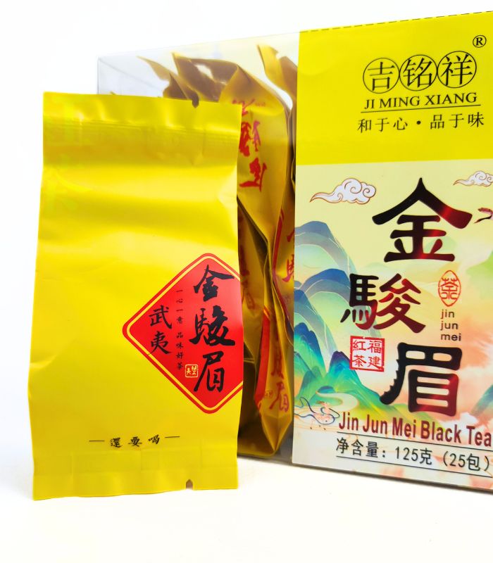 Цзінь Цзюнь Мей (Золоті брови)