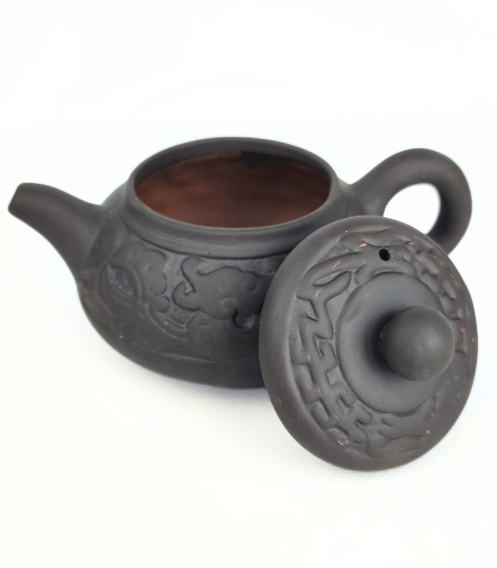 Чайник із ісинської глини