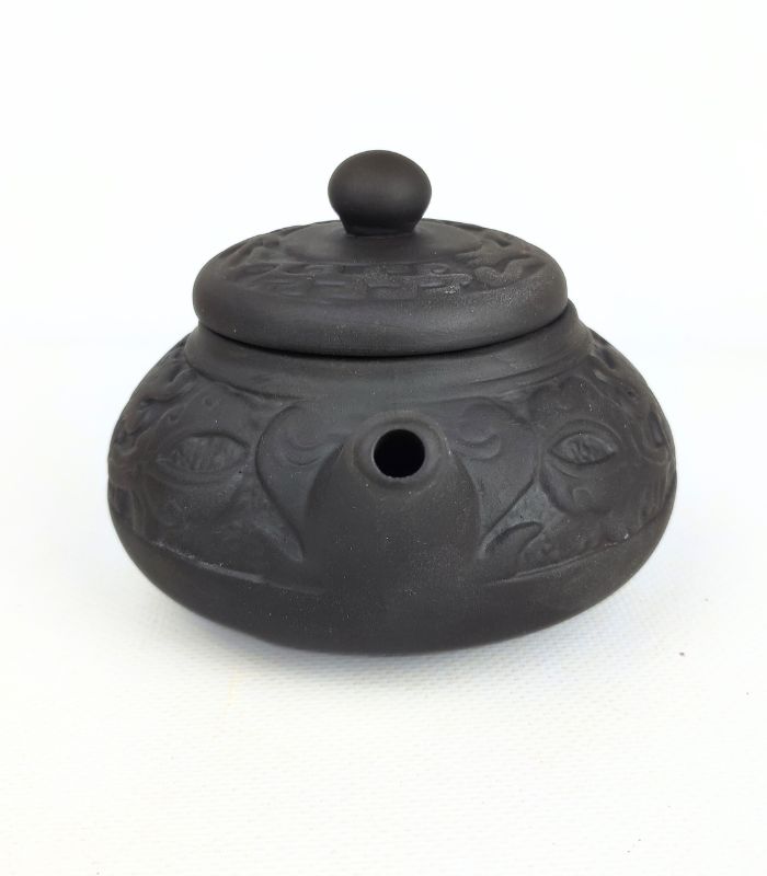 Чайник із ісинської глини