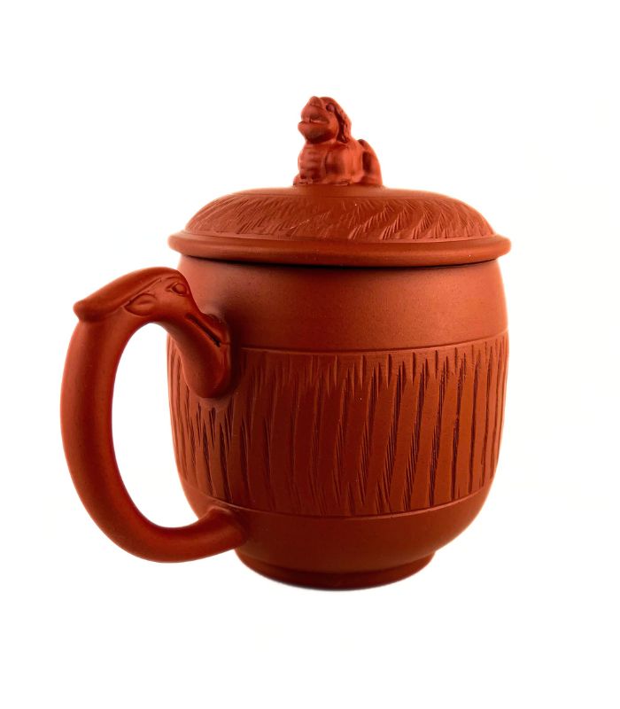 Чайний кухоль з червоної глини «Цілінь» з фігуркою-оберегом на кришці